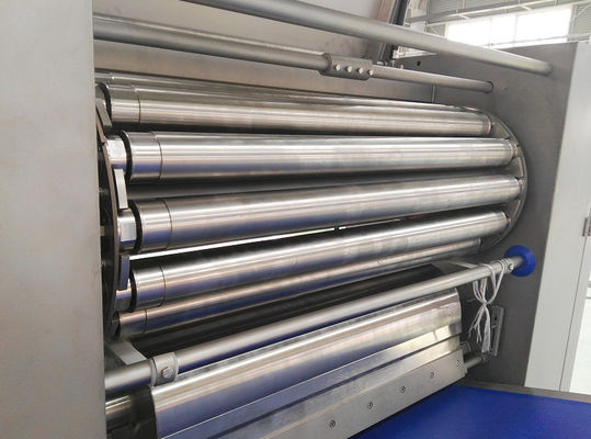 شراء ZKS 1t-1.2t 2.5-10 mm Thinckness العجين آلة تغليف لمنتجات الفطائر ، آلة المغطي بملاءة العجين تصنيع عبر الإنترنت